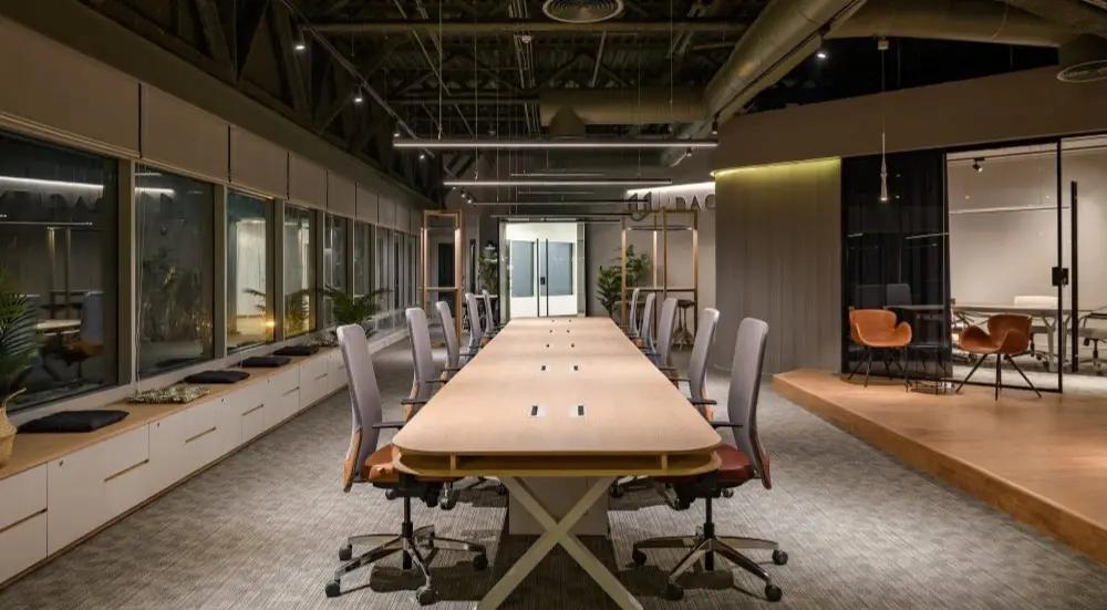 簡約輕工業(yè)風辦公室設計